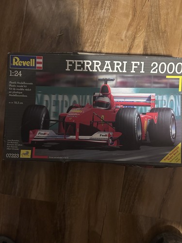 Revell ferrari 2000 model - revell,