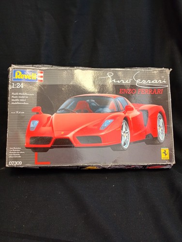 Revell enzo ferrari 07309 24 - ferrari, 1:24