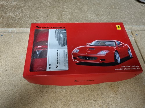 Fujimi scale ferrari 575 - 1:24,