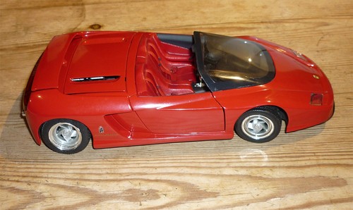 Revell scale ferrari - revell,